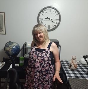 Meet your Posher, Edith